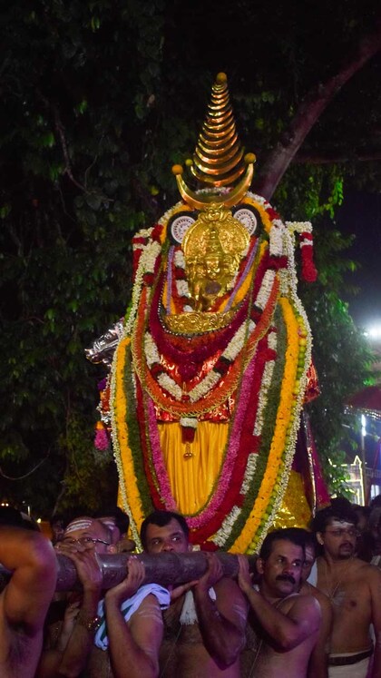 വൈക്കത്തഷ്ടമി ഉത്സവത്തിലെ ഋഷഭവാഹന എഴുന്നള്ളിപ്പ്