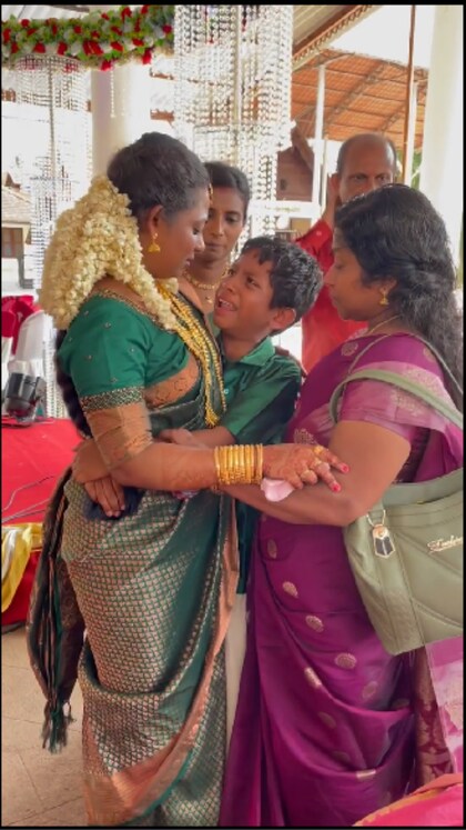 'ഇല്ല പോകണ്ട, ചേച്ചിയെ ഞാൻ വിടില്ല': കല്യാണപ്പെണ്ണിനെ വിടാതെ കുഞ്ഞനുജൻ
