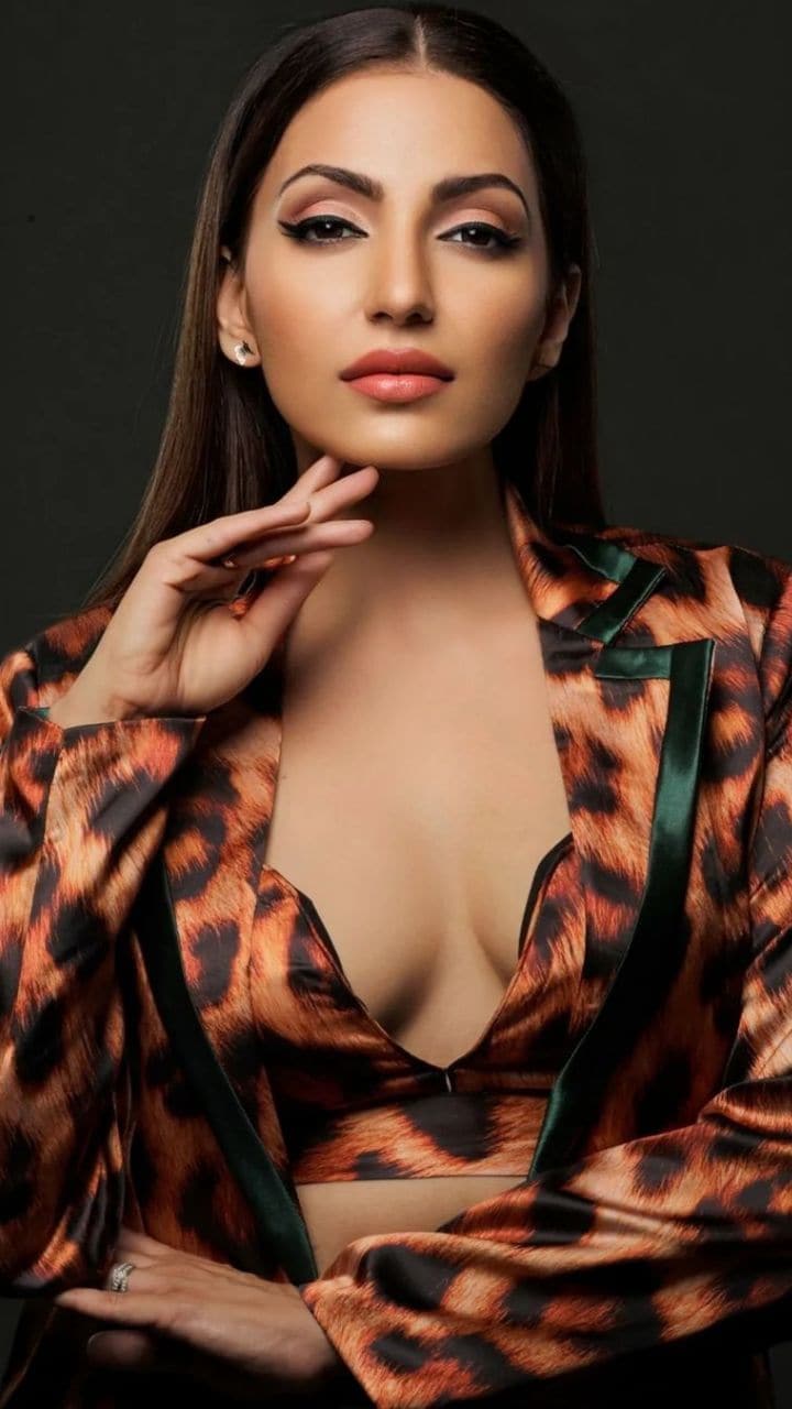 Navina Bole 