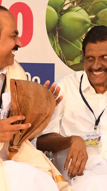 പ്രതിഷേധം ഇരമ്പി, സമരമുഖം