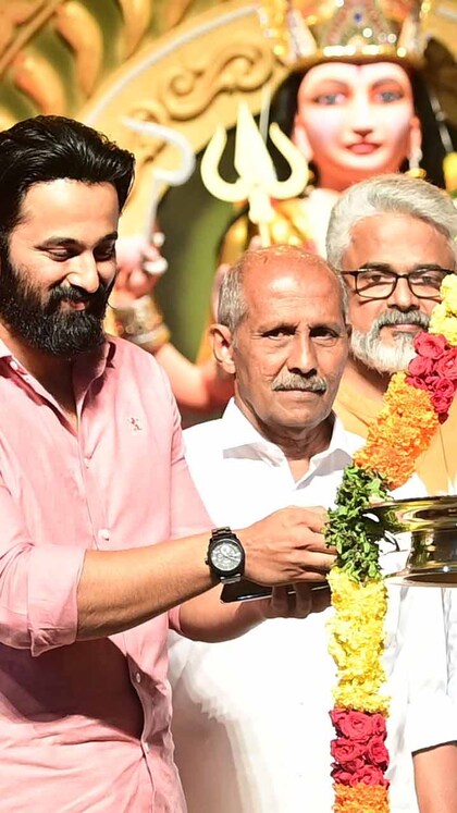 ആറ്റുകാലിലേക്ക് ജനപ്രവാഹം 