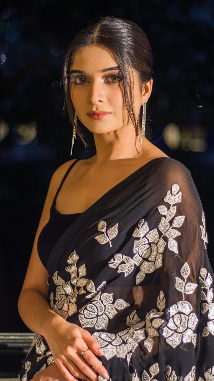 Bhavika sharma in saree