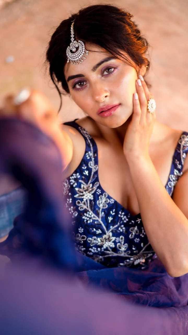  She was born on May 18, 1992, in Jaipur, Rajasthan, India.