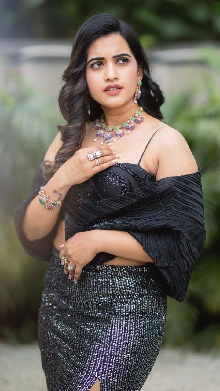 Sravanthi chokarapu | Web Stories | Manorama Online
