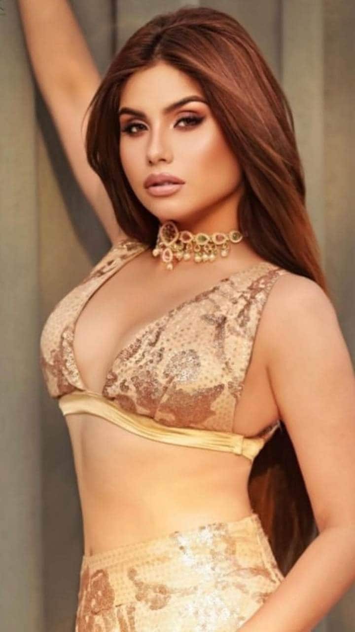 taniya chatterjee hot look 