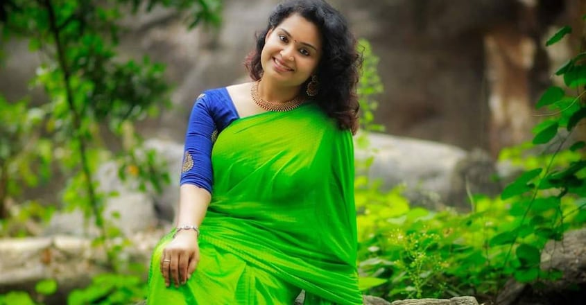 Dr-Soumya-sarin- Dr-Soumya-sarin-
