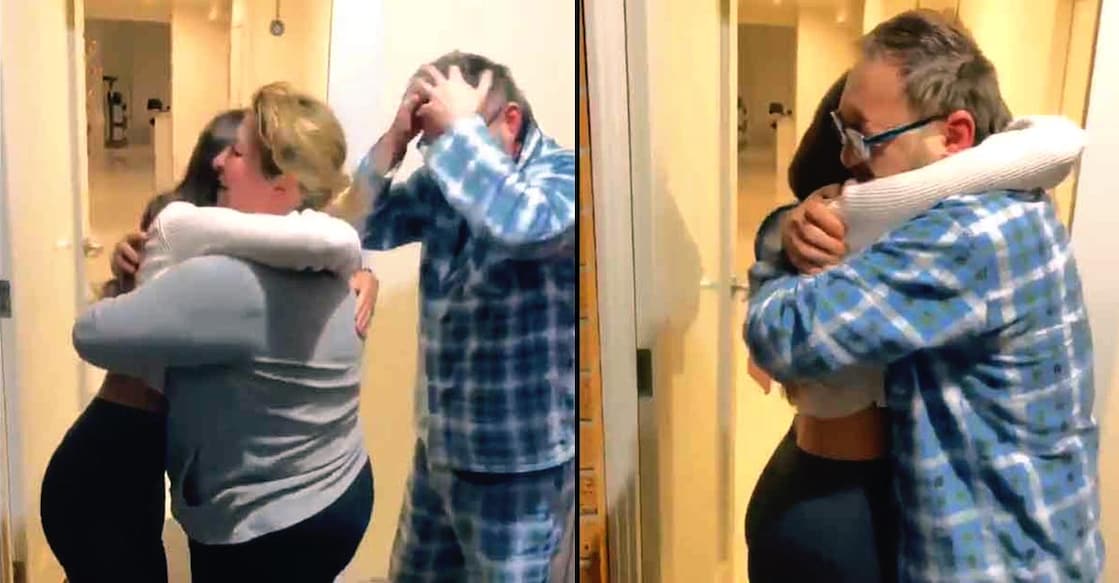 daughter-surprises-parents Image Credit: reddit/r/MadeMeSmile