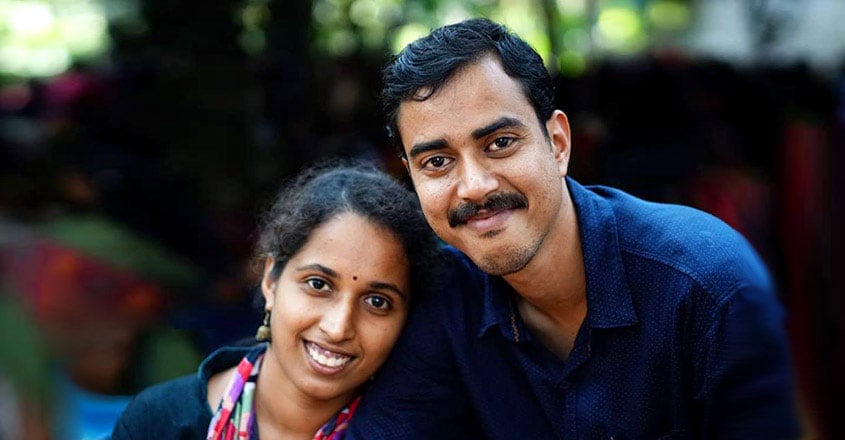 sreya-with-husband-01 sreya-with-husband-01