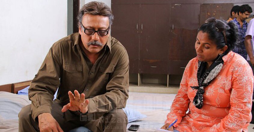 ambika-with-jackie-shroff-01 ambika-with-jackie-shroff-01